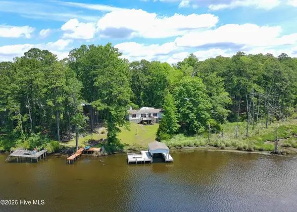 1045 River Road, Blounts Creek, NC 27814