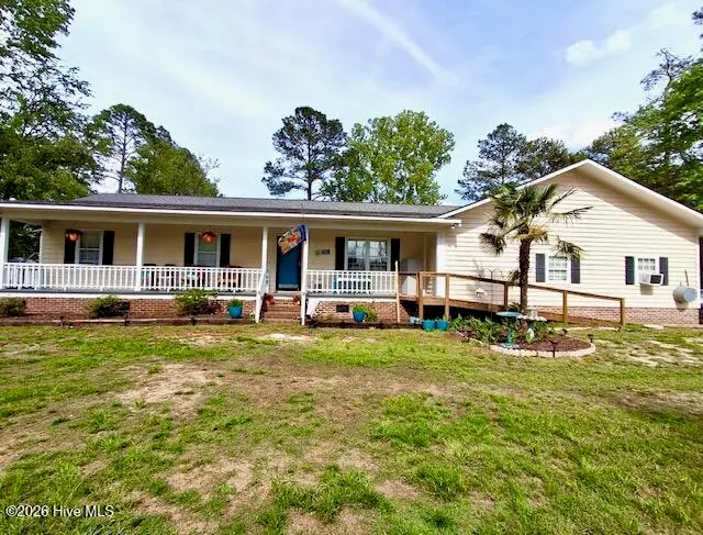 11 Fayetteville Road, Elizabethtown, NC 28337 - #1