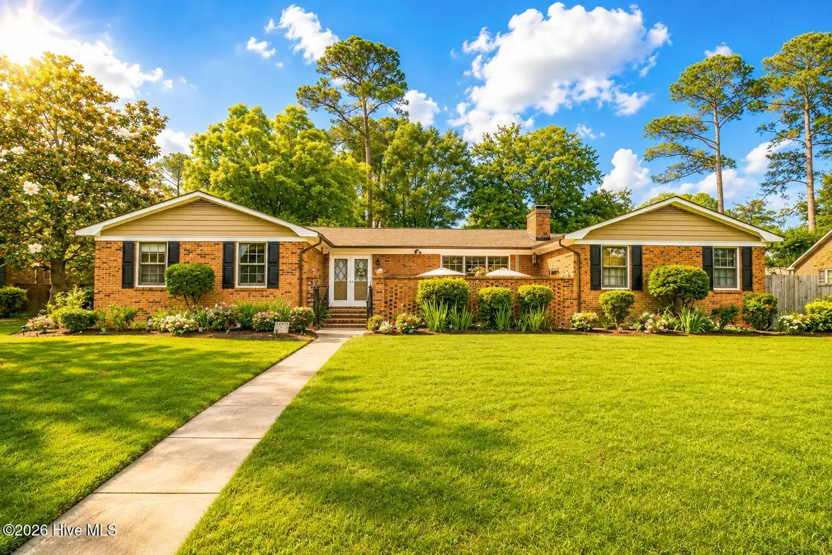 1209 W Highland Avenue, Kinston, NC 28501 - #1