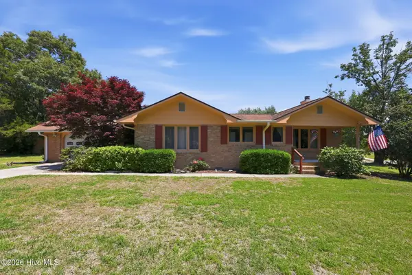 319 Holly Lane, Newport, NC 28570