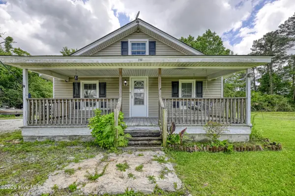 298 Comfort Road, Richlands, NC 28574