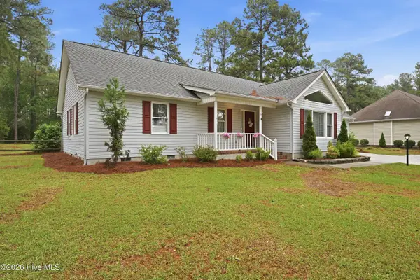17 Shadow Lane, Whispering Pines, NC 28327