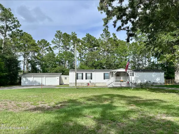 945 Mirror Lake Drive, Southport, NC 28461