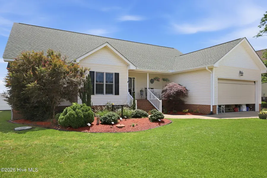110 E Dowry Creek, Belhaven, NC 27810 - #3