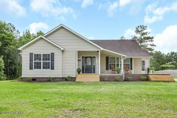 635 Cross Creek Drive, Hampstead, NC 28443