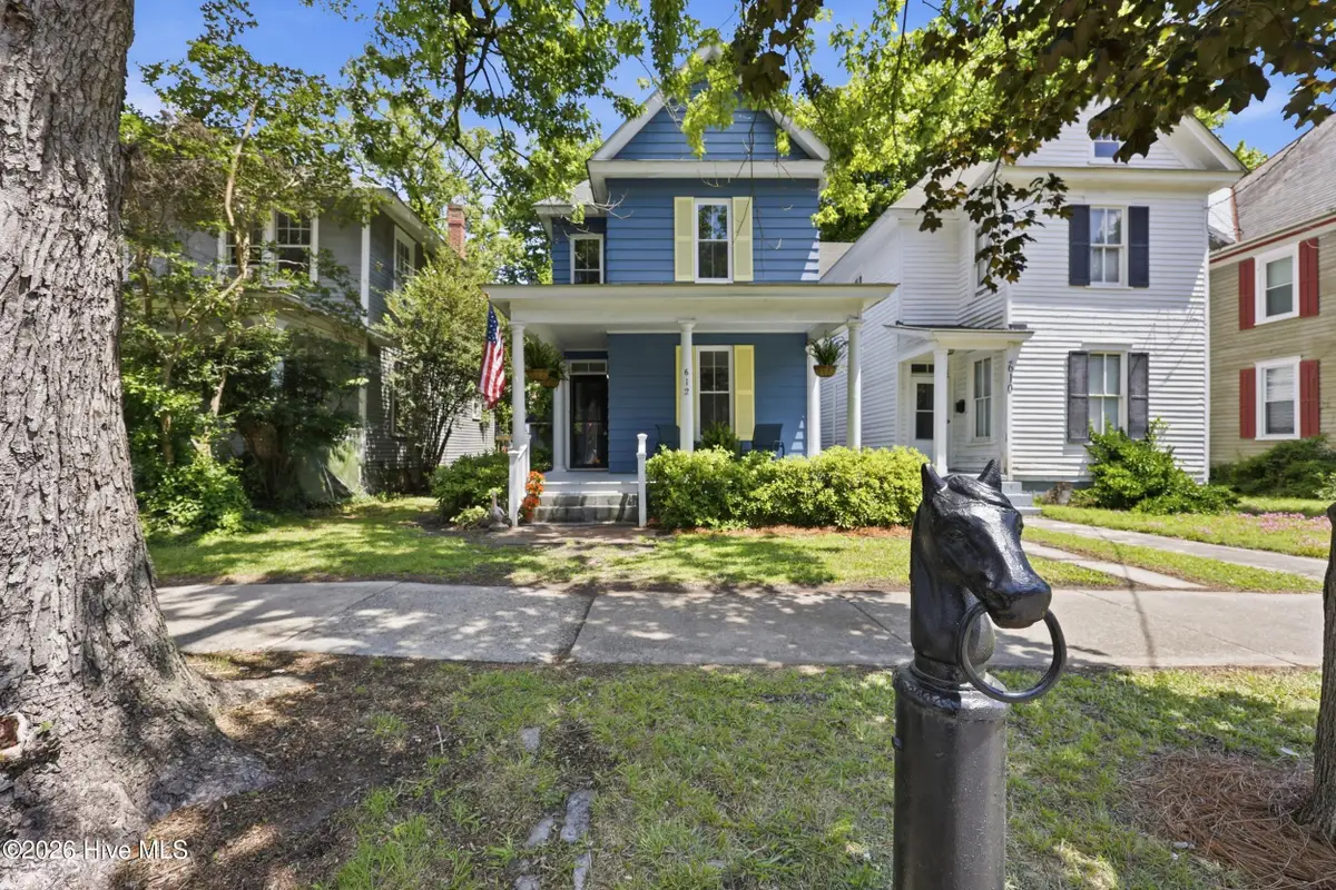 612 W Main Street, Elizabeth City, NC 27909 - #1