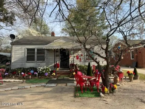1007 W Saint James Street, Tarboro, NC 27886