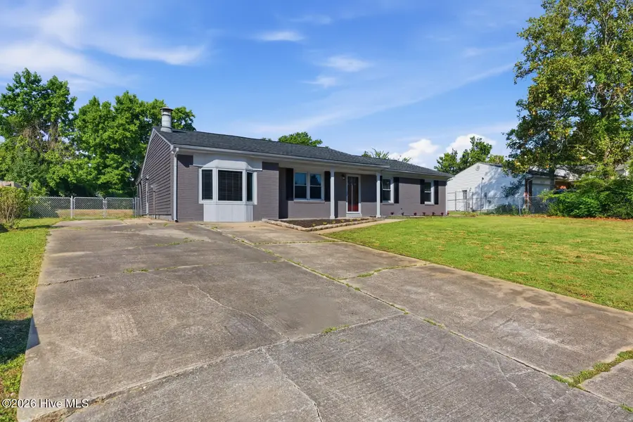 115 Thames Drive, Jacksonville, NC 28546 - #2