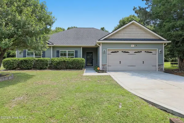 801 Lavender Court, Hubert, NC 28539