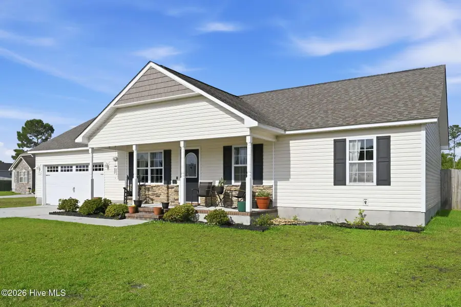 305 Basil Court, Hubert, NC 28539 - #2