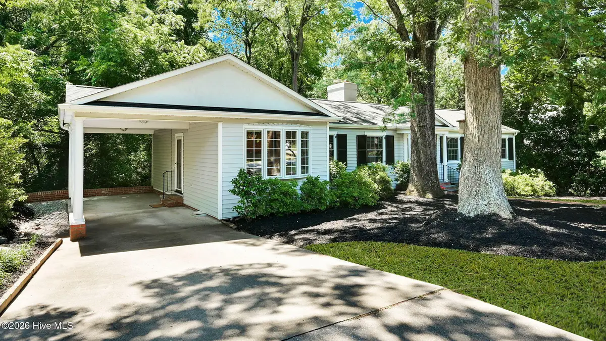 141 E Longmeadow Road, Greenville, NC 27858 - #1