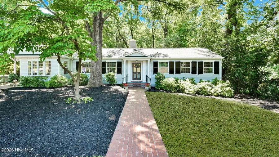 141 E Longmeadow Road, Greenville, NC 27858 - #2