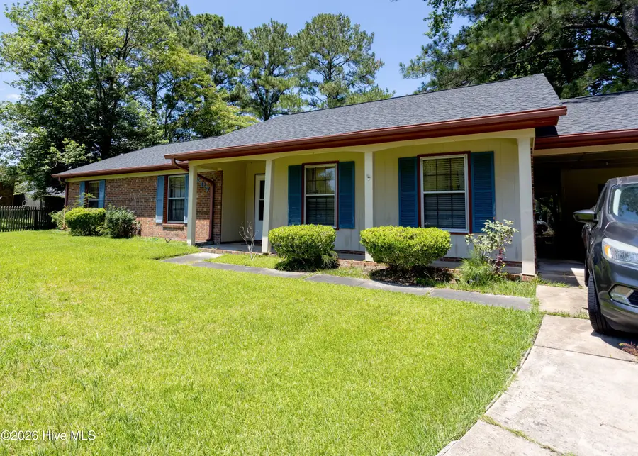 207 E Willowood Lane, Jacksonville, NC 28546 - #2