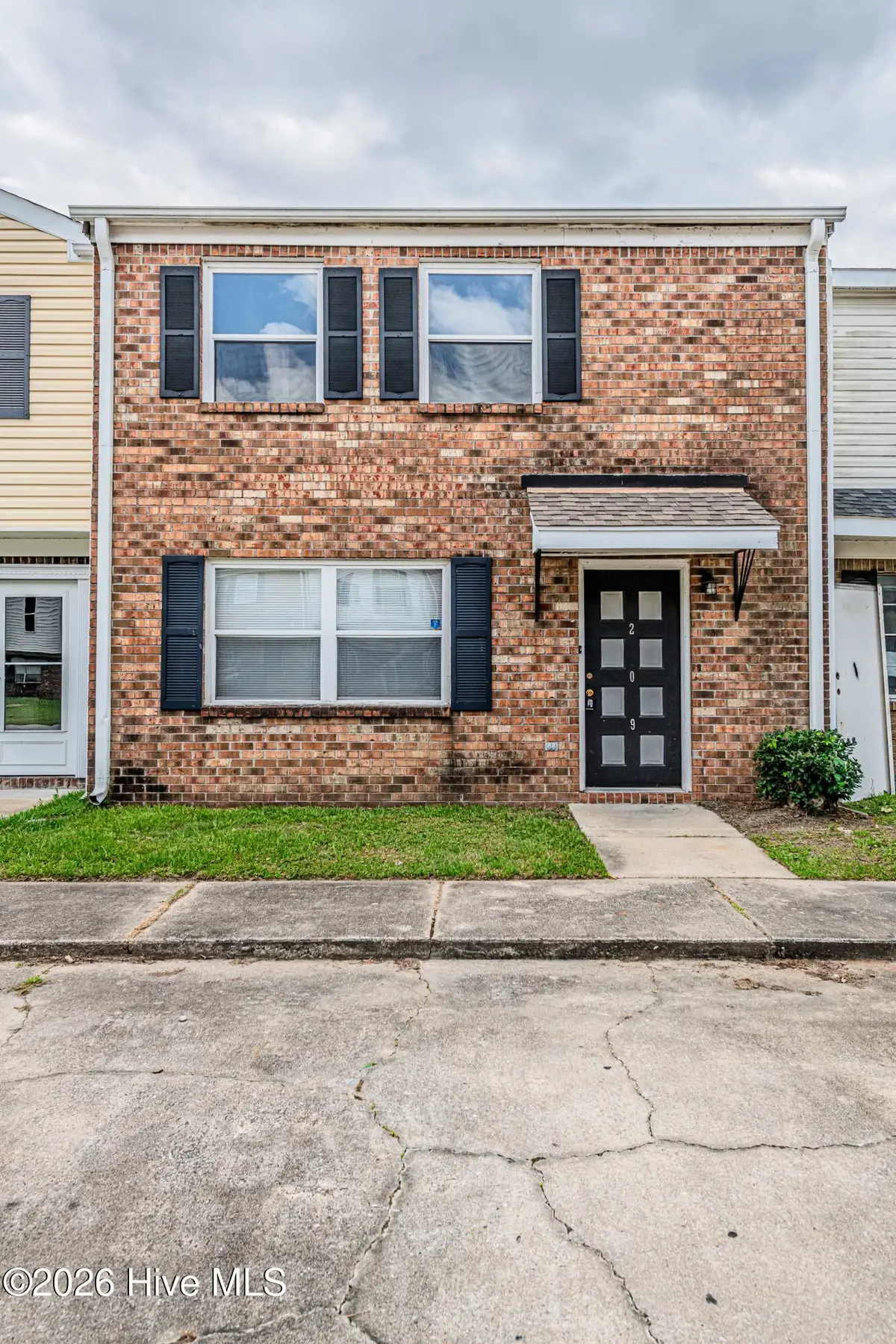209 Myrtlewood Circle, Jacksonville, NC 28546 - #1
