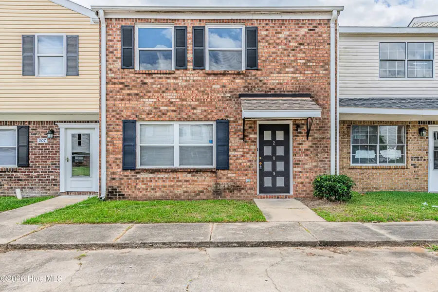 209 Myrtlewood Circle, Jacksonville, NC 28546 - #2