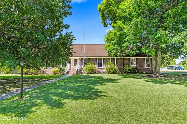 1110 Westmoreland Drive, Jacksonville, NC 28546