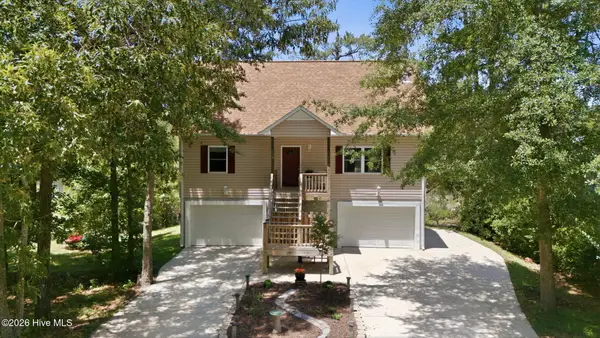 913 Hearthside Court, New Bern, NC 28560