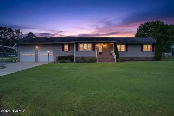 715 Oakdale Avenue, New Bern, NC 28562