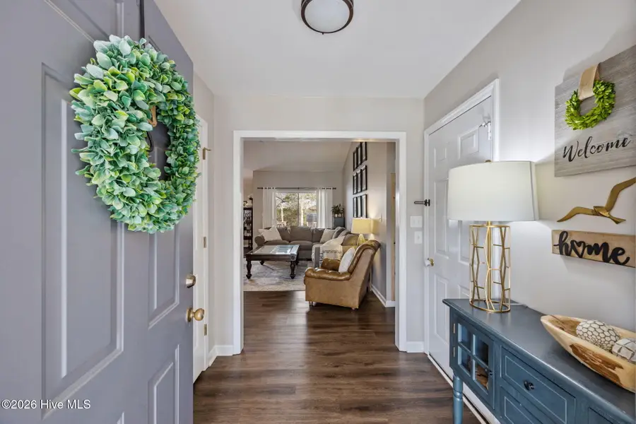 216 Pinewood Drive, New Bern, NC 28562 - #2