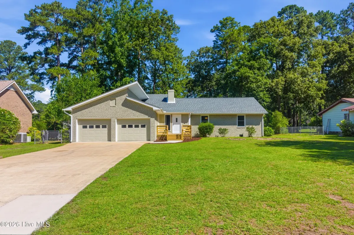 409 Plantation Drive, New Bern, NC 28562 - #1