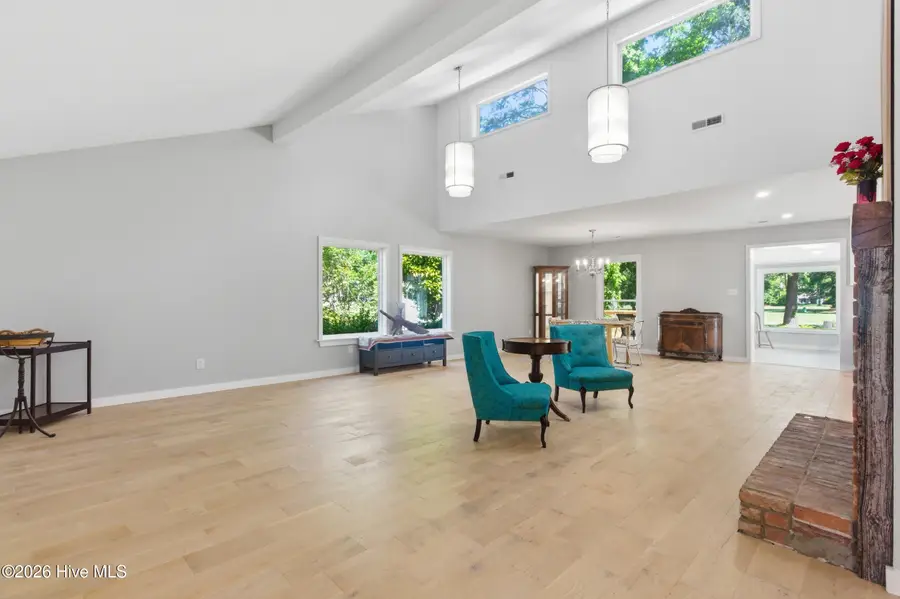 409 Plantation Drive, New Bern, NC 28562 - #3