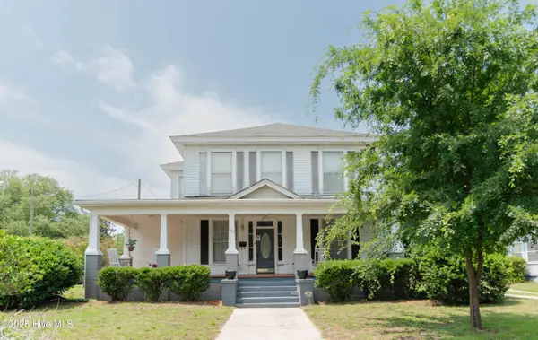 203 Minturn Avenue, Hamlet, NC 28345