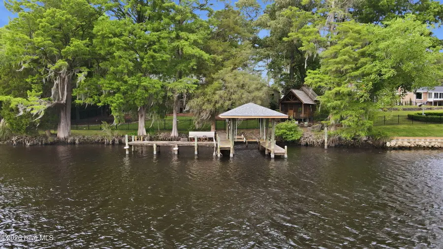 268 Shoreline Drive, New Bern, NC 28562 - #2
