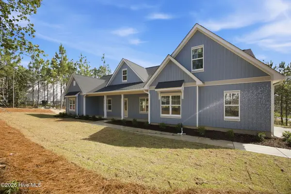 2013 Pewter Drive, West End, NC 27376
