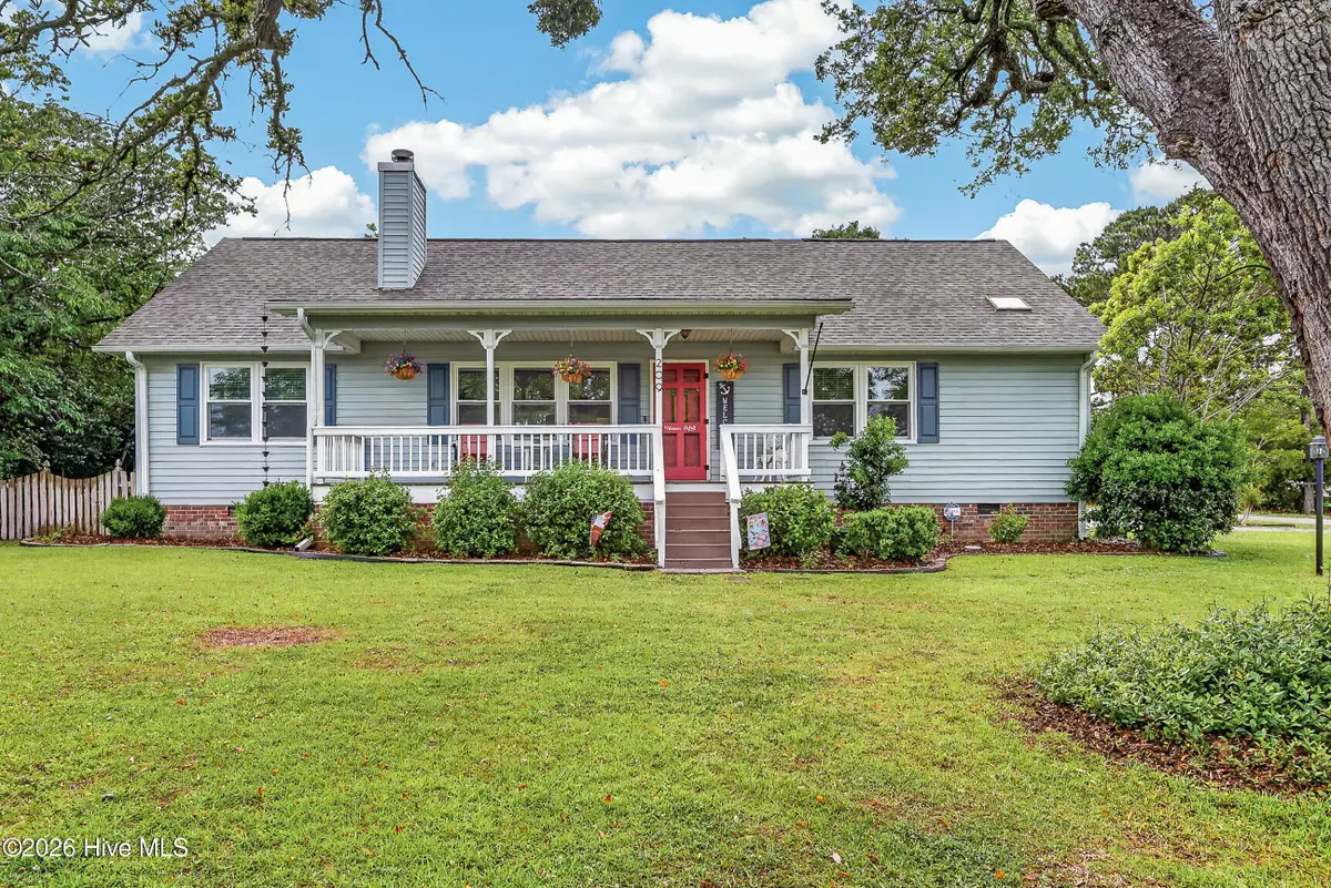 209 River Reach Drive, Swansboro, NC 28584 - #1