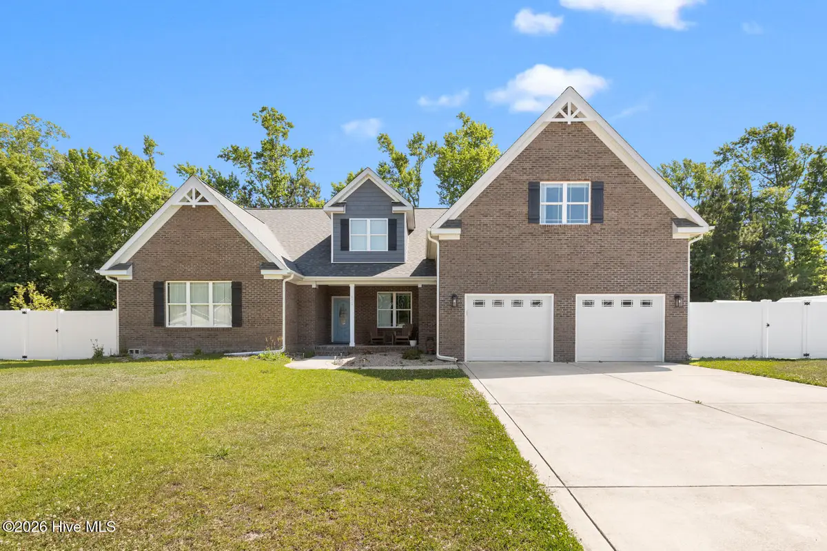 402 King Richard Court, Jacksonville, NC 28546 - #1