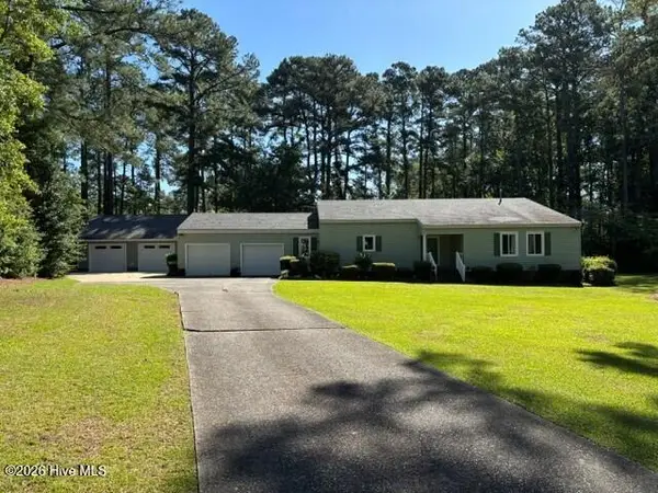 4501 W Fairway Drive, Trent Woods, NC 28562