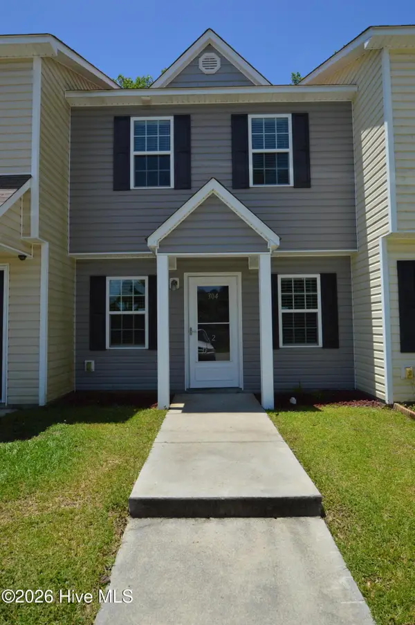304 Burley Drive #Unit 2, Hubert, NC 28539