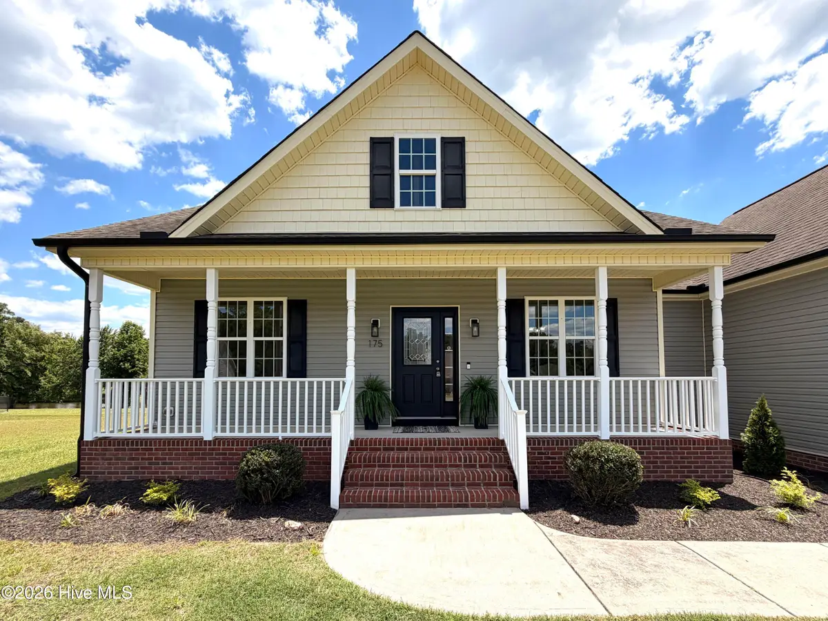 175 Watersedge Lane, Smithfield, NC 27577 - #1