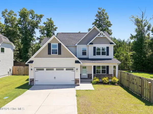 121 Barnhouse Road, Jacksonville, NC 28546