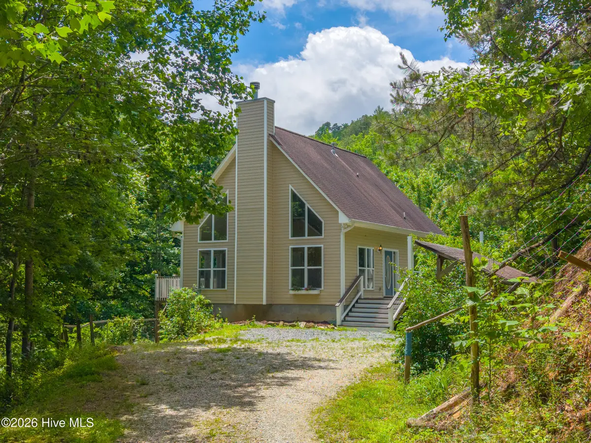 1044 Shell Stand Road, Robbinsville, NC 28771 - #1