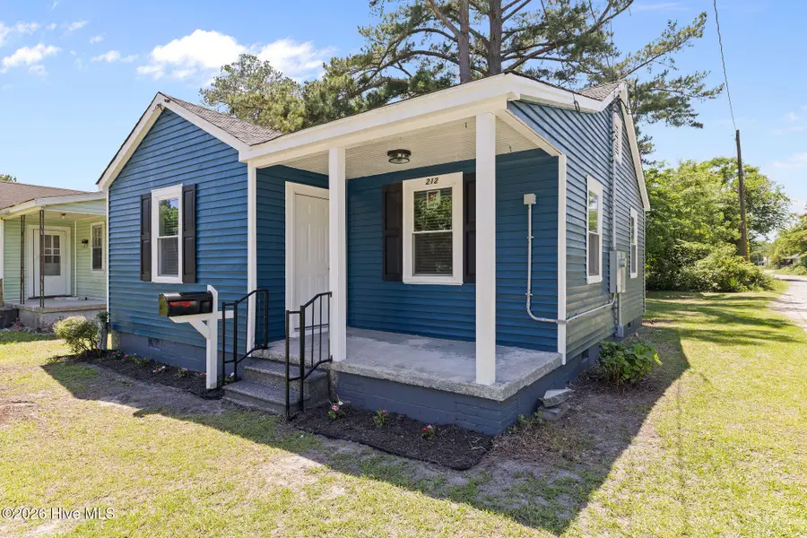 112 Clay Street, Kinston, NC 28501 - #3