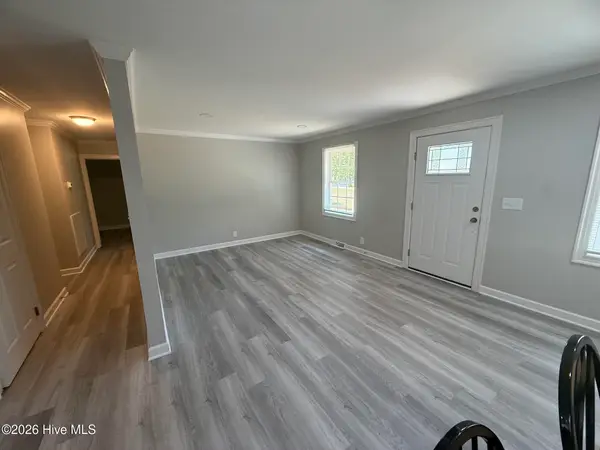 402 Locust Street, Hamlet, NC 28345