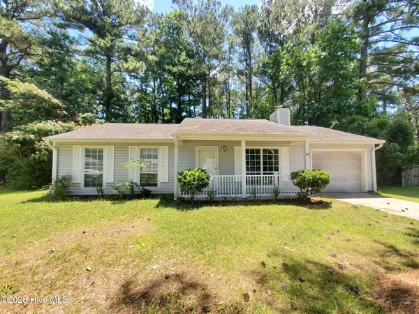 204 Rockledge Court, Jacksonville, NC 28546