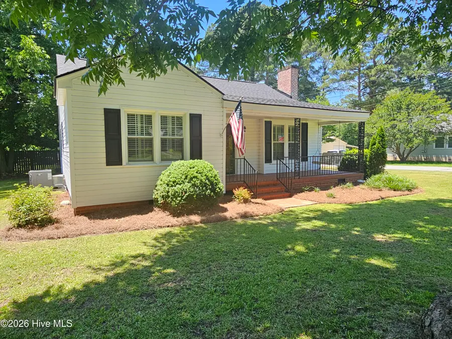 207 Stewart Avenue, Clinton, NC 28328 - #2