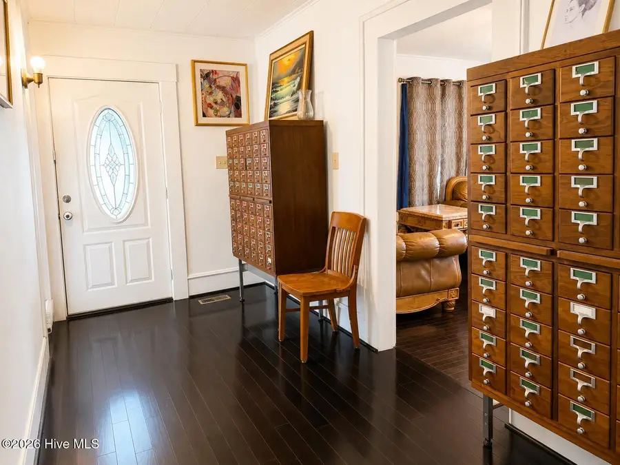 118 S Broad Street, Columbia, NC 27925 - #2