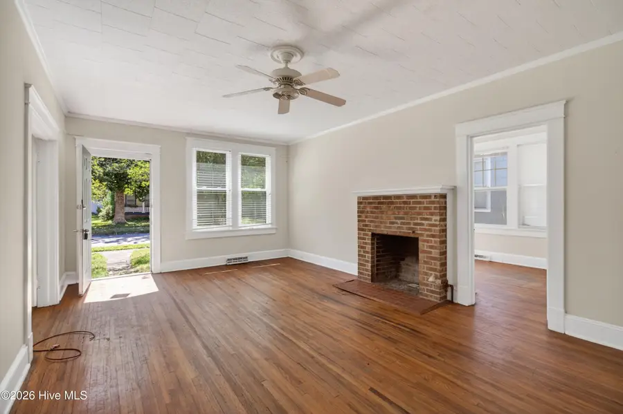 915 N Road Street, Elizabeth City, NC 27909 - #3