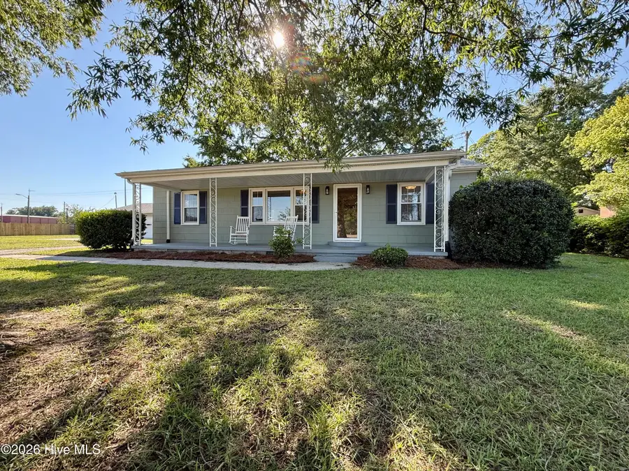 161 Walhurst Avenue, Chocowinity, NC 27817 - #2