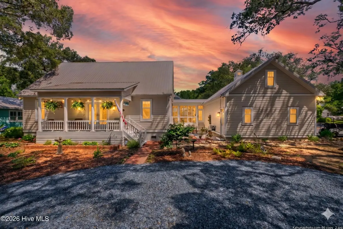 502 W Brown Street, Southport, NC 28461 - #1