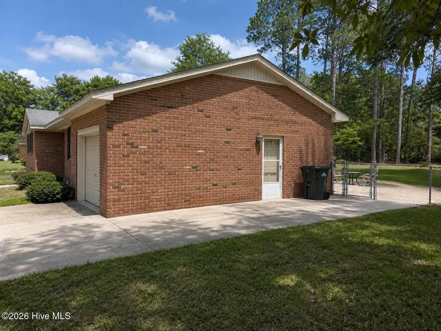 11541 Pinecroft Street, Laurinburg, NC 28352 - #2