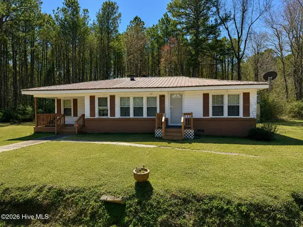 8061 Piney Woods Road, Willard, NC 28478