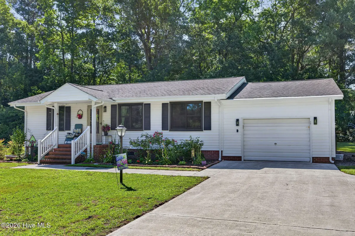 146 Lee Street, Kenansville, NC 28349 - #1