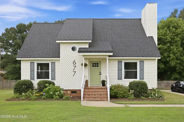 677 Davenport Farm Road, Winterville, NC 28590