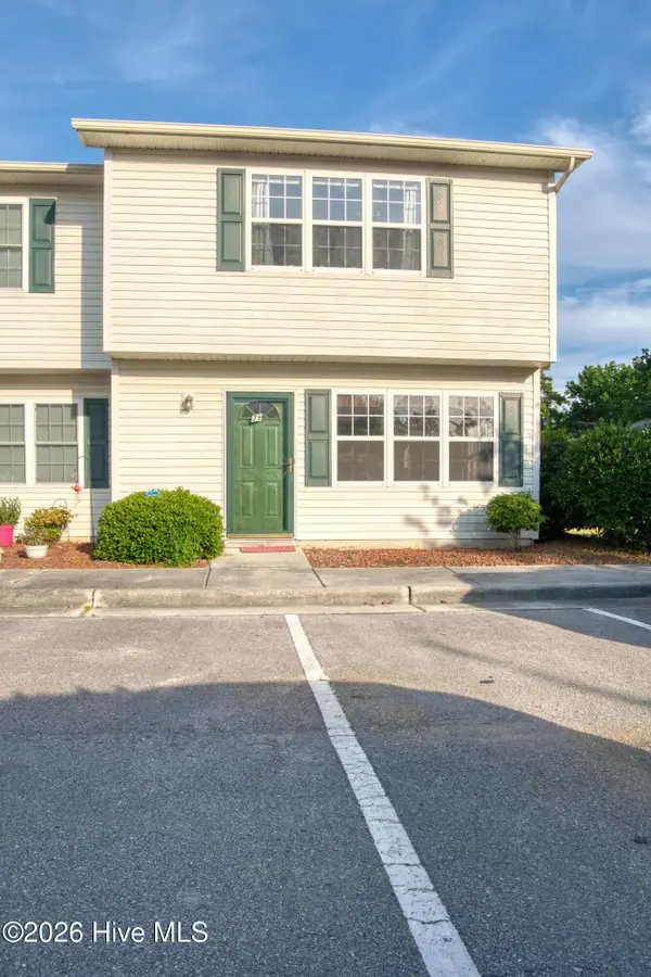 79 Crush Court, Swansboro, NC 28584