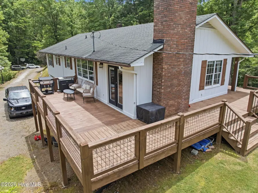 305 White Mountain Road, Marble, NC 28905 - #3