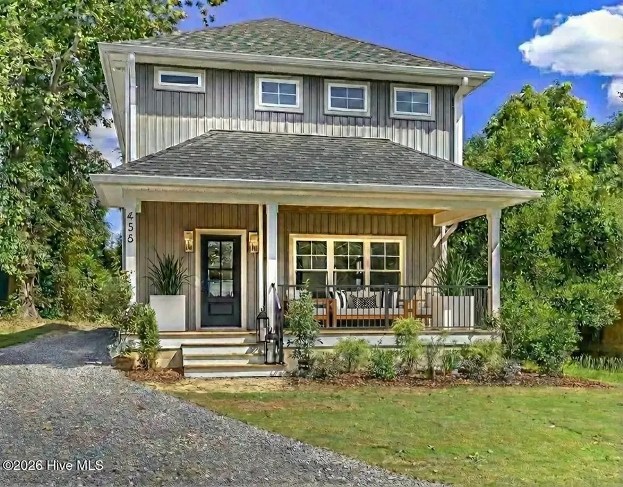 455 W New Hampshire Avenue, Southern Pines, NC 28387 - #2